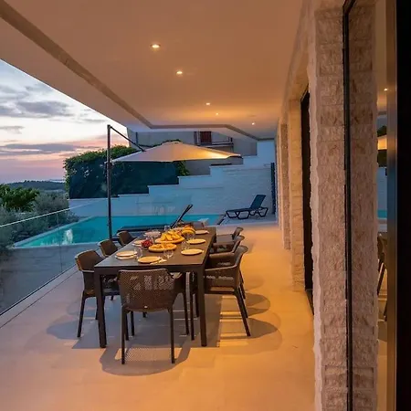 Nielsen - Bilo ヴィラ *